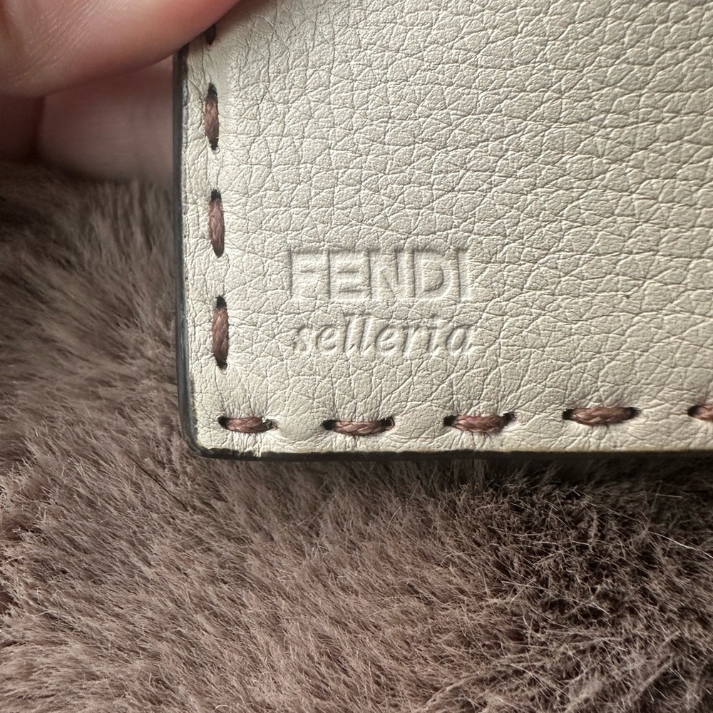 Fendi Compact Peekaboo Bi-Fold, Bi-Color in Pink Rose Camelia and White Selleria - Picture 8 of 11